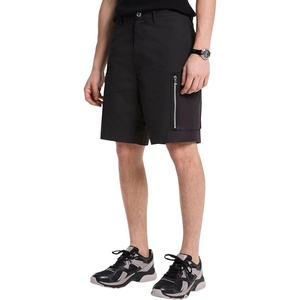 Michael Kors Men’s Poplin Zip Cargo Short(Black)
