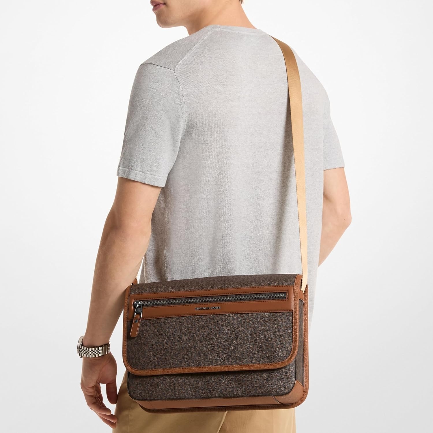 image:imageMichael Kors Mens Jet Set Flight MessengerMk SignatureBrownLuggage