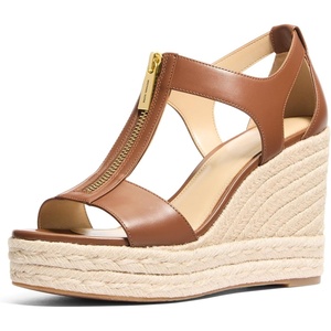 Michael Kors Women’s Berkley Mid Wedge(Brown)