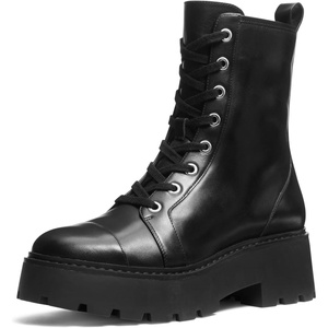 Michael Kors Women’s Blake Bootie(Black)